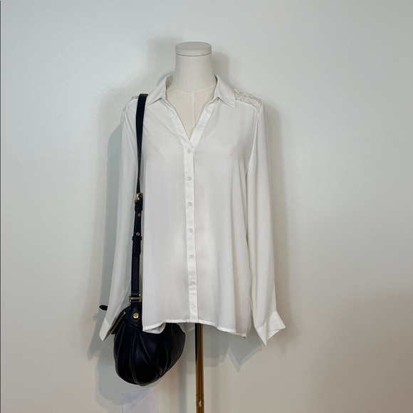 Marc by Marc Jacobs Natasha Black Leather Crossbody Bag - Picture 10 of 17